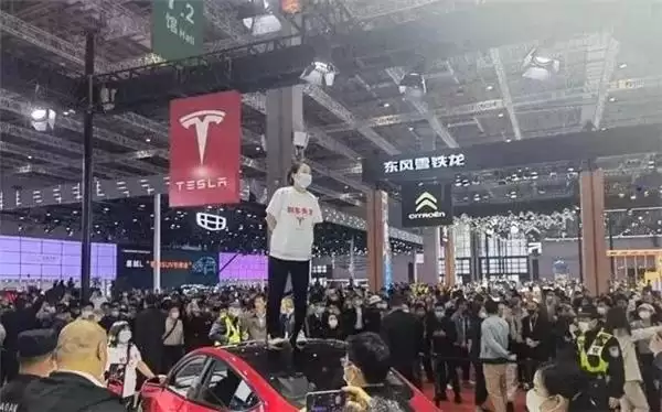 ��˹����άȨ��������Ȩ�����½�չ ��ĳ�ܱ��޸�����