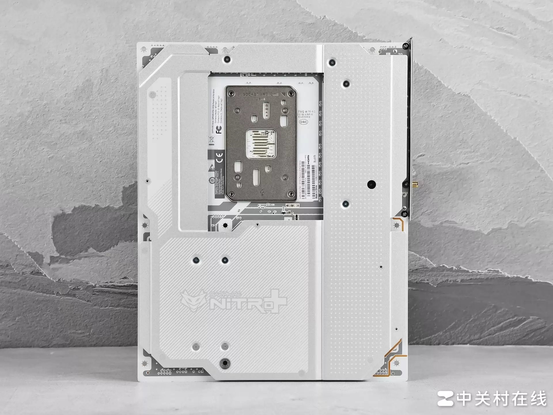 ֧�ֱ����Կ�������ʯ NITRO+ �������� X870EA PhantomLink PE��������