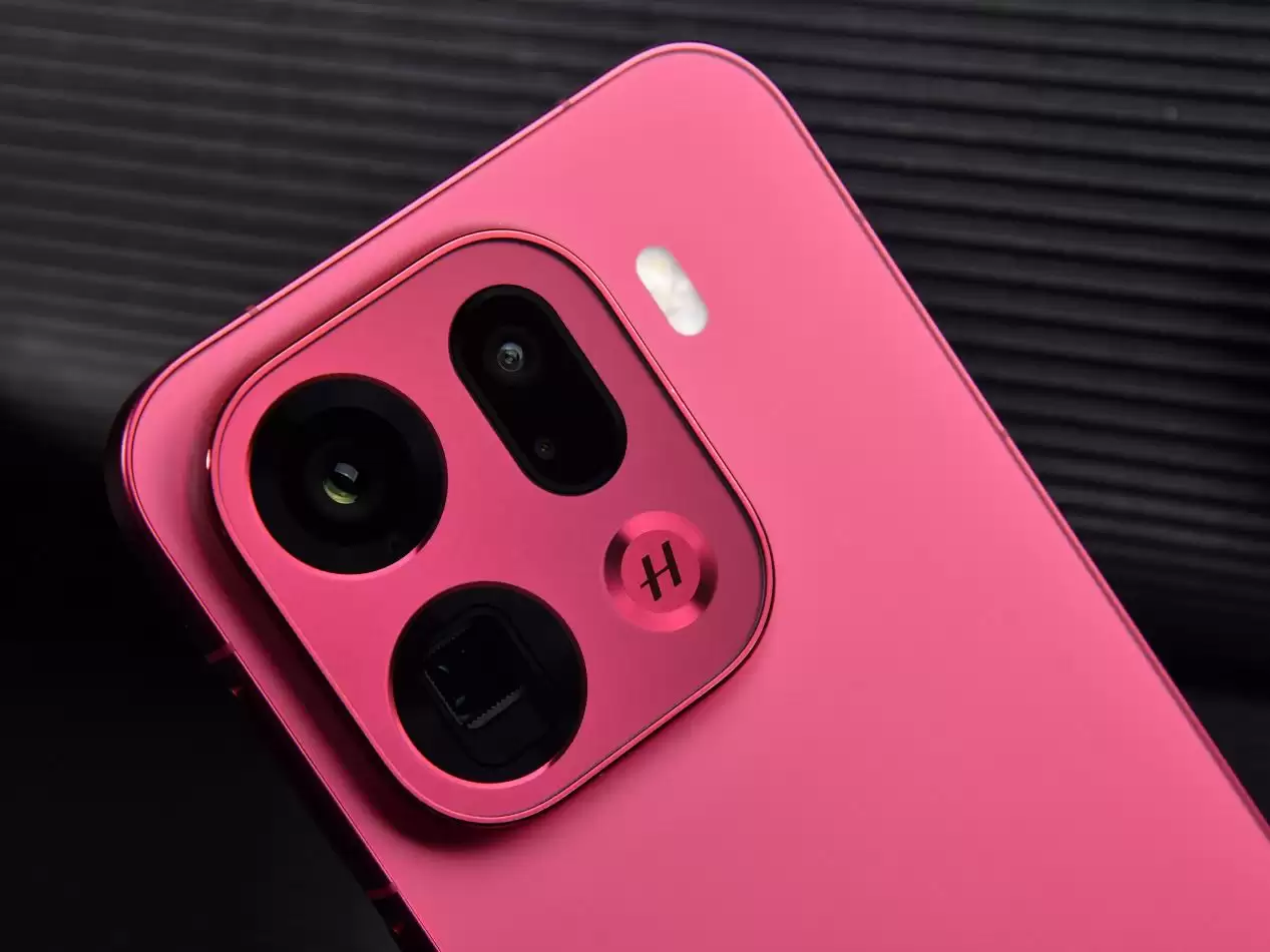 OPPO��2025��AI��������̤ʵ��