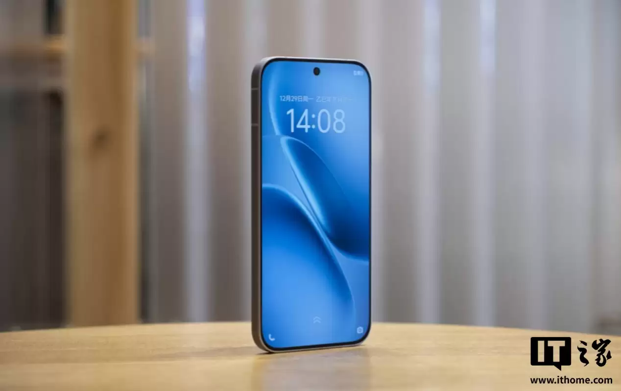 iQOO Z11 Turbo ͼ�ͣ��� R �� + ���� Deco���ָе���ϲ