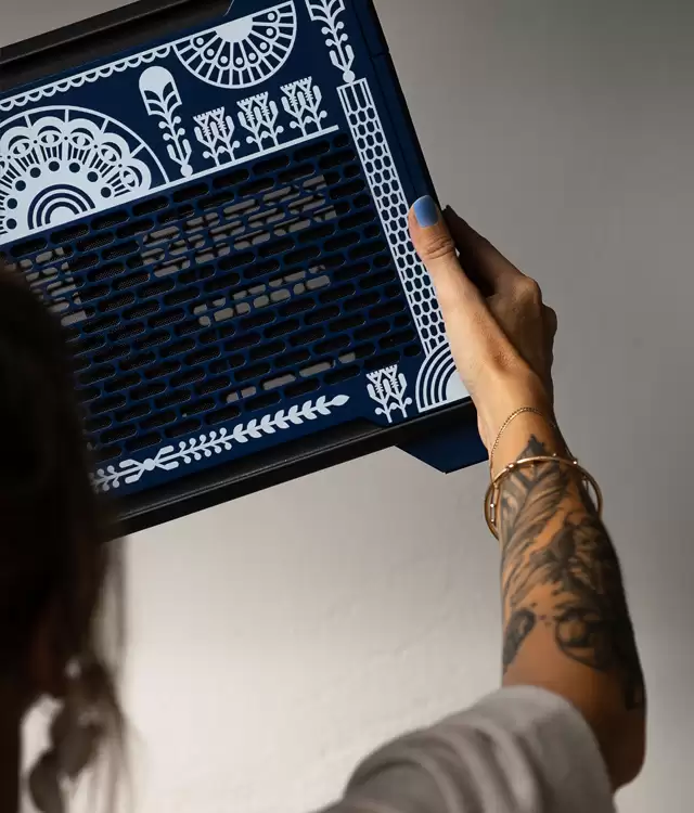 տ����ɫ���������Σ���Խ�Ƴ������� Koralie ������ TR100 ����