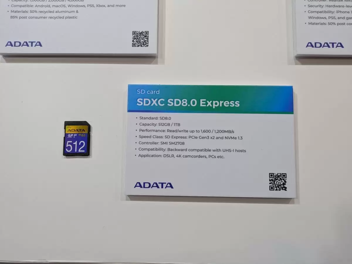 ����չʾ SD 8.0 ��׼ SDXC �洢����˳���ȡ 1.6 GB/s��д�� 1.2 GB/s