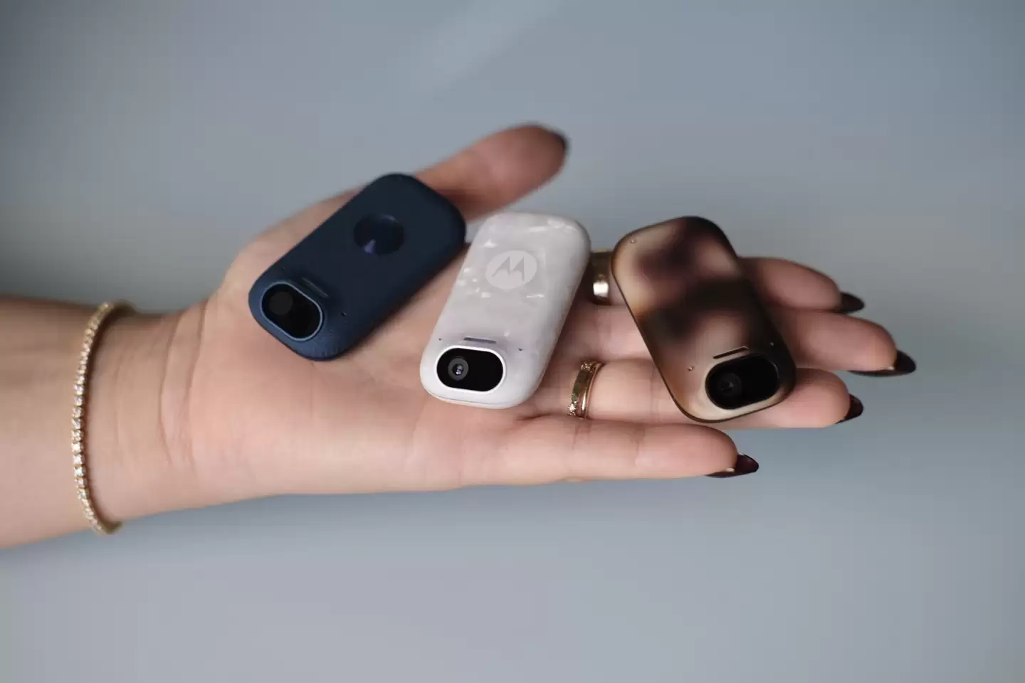 Ħ�������׿AI ��֪���¡�Ӳ���ع⣺����Ʒ������Ļ������ġ��ڶ�˫�ۡ�