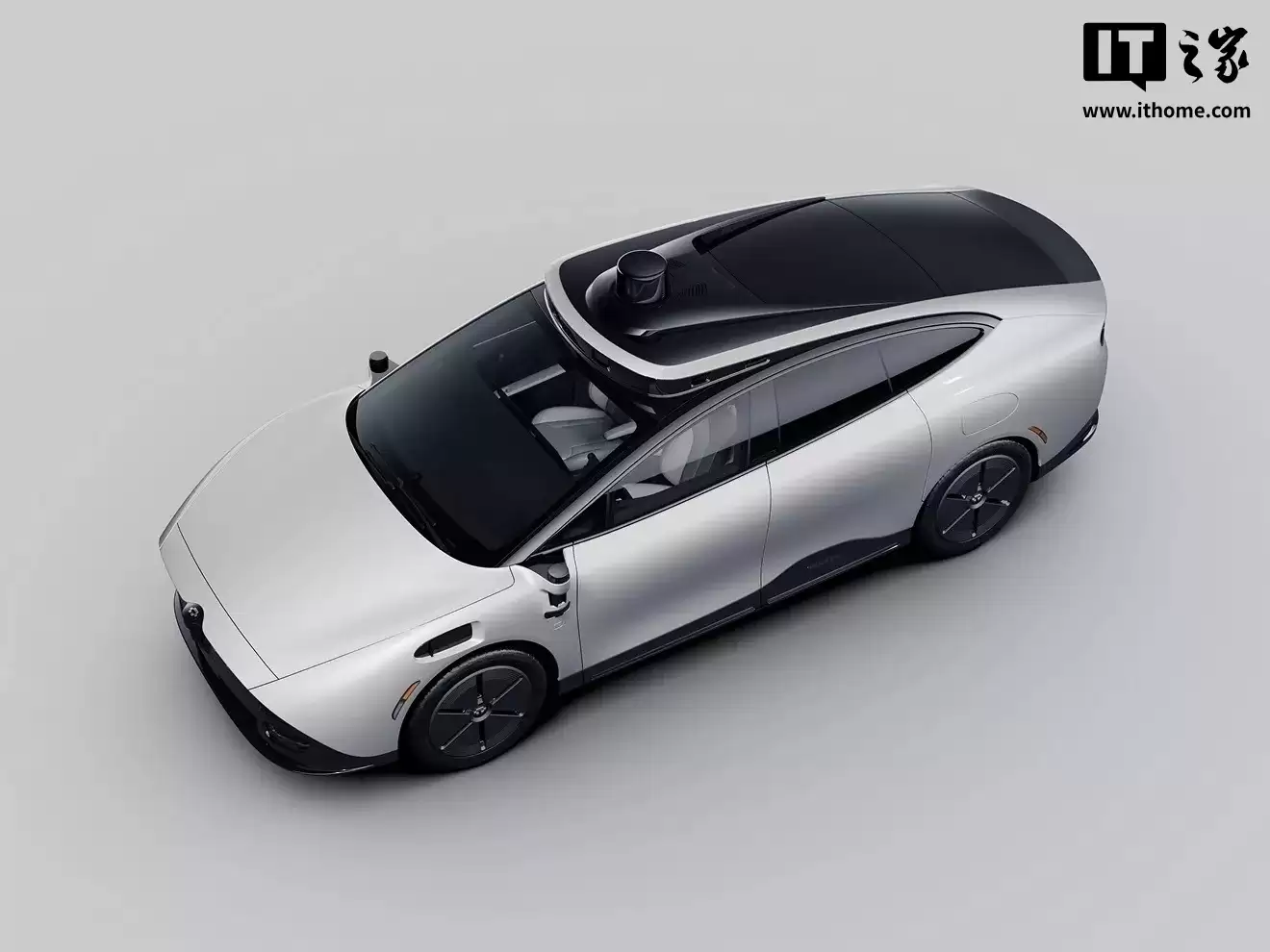 ȫ���׿��Զ���ʻ���۵����������������Զ�����Ϊ�˿��ڿռ�