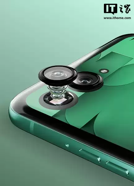 Ħ������ razr FIFA 2026 ���籭�޶���С�۵���������Ƥ��ǣ���������Ԫ��ˮӡ��������