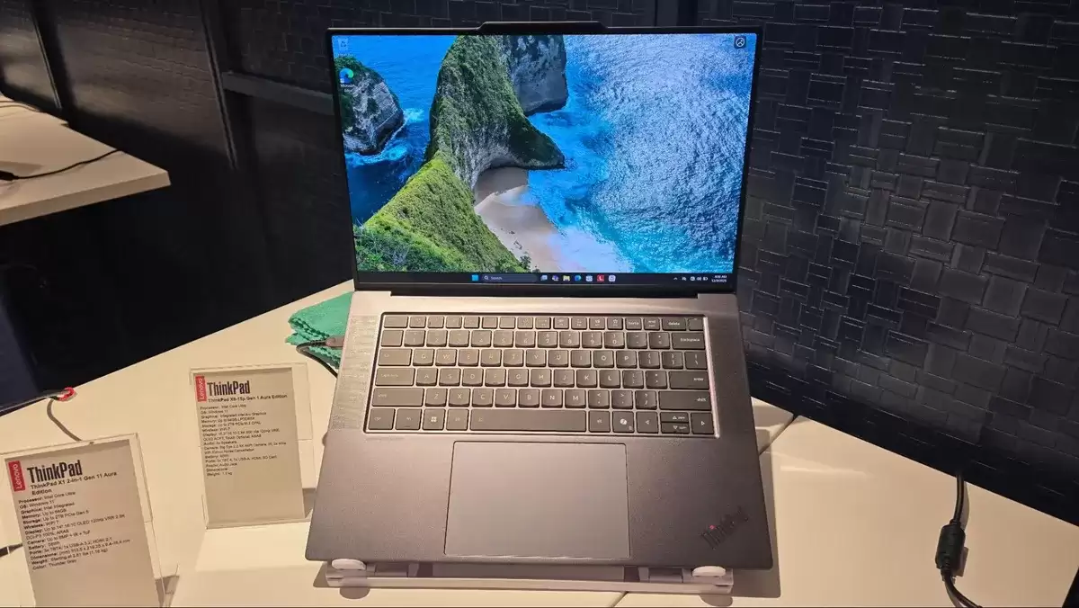 ���� CES 2026 ���� ThinkPad �� Yoga ϵ�бʼǱ�����Ӣ�ض� Panther Lake ϵ�д�����