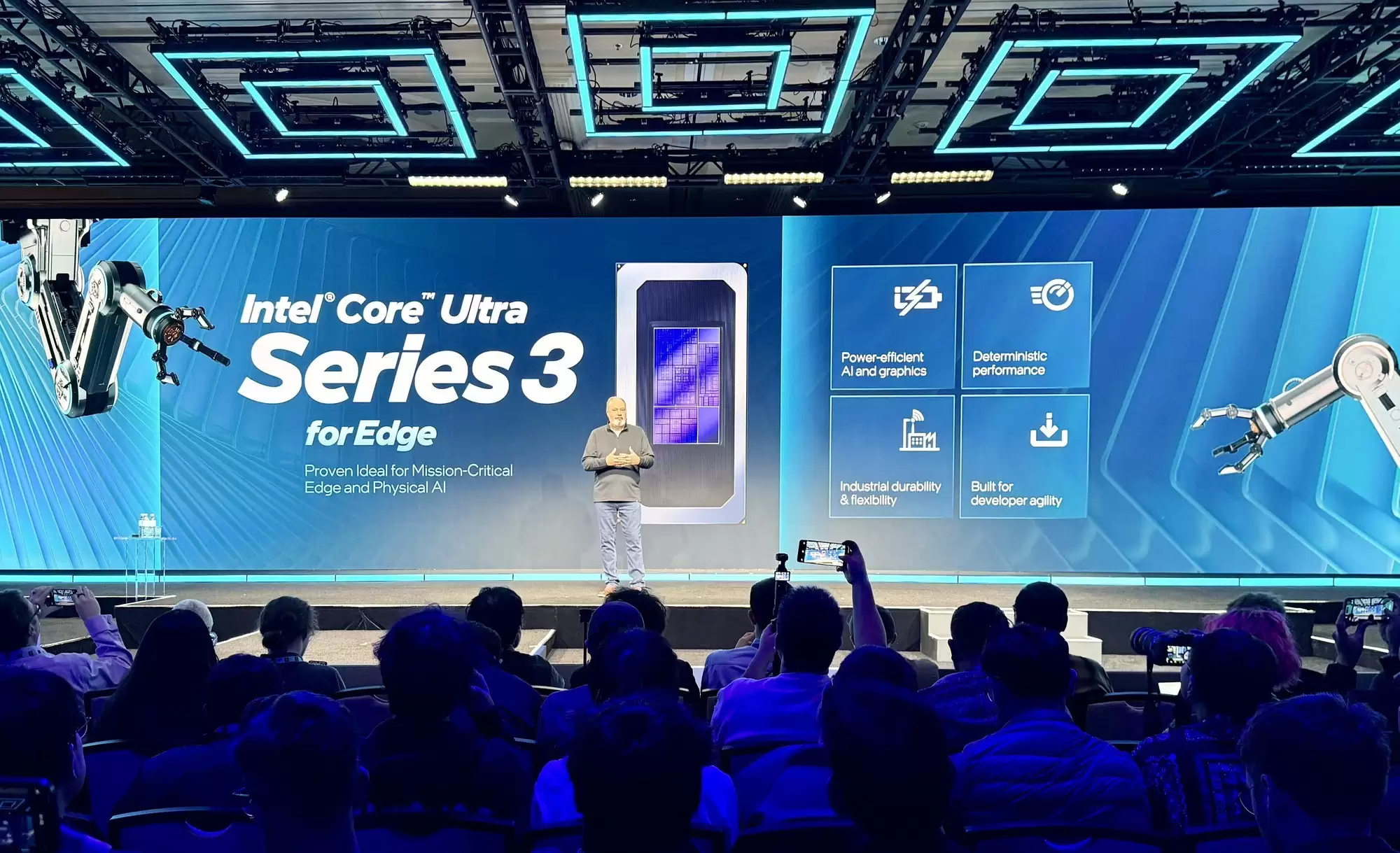 ����AI�˳��µ�PC�û����� Ӣ�ض�Panther Lake�����ҵ�����µ���������