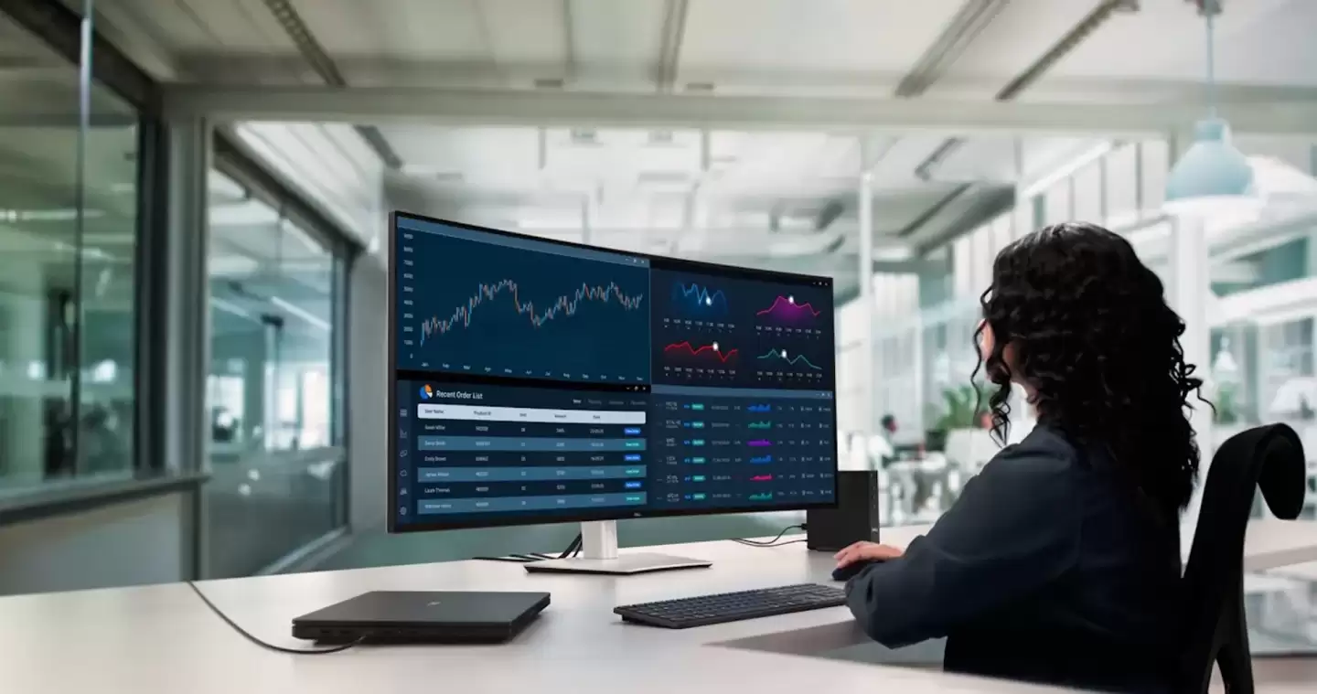 �������� 51.5 Ӣ�� U5226KW ��ʾ����6144x2560 �ֱ��� +120Hz ��ˢ��֧�� 4 ̨ PC / Mac ͬ��Э��