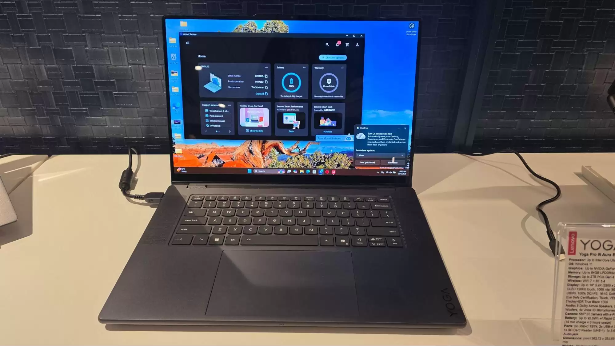 ���� CES 2026 ���� ThinkPad �� Yoga ϵ�бʼǱ�����Ӣ�ض� Panther Lake ϵ�д�����