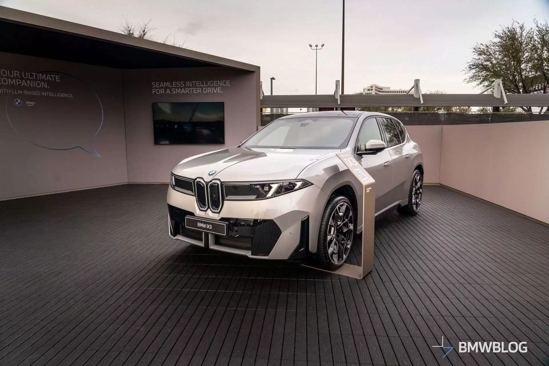 ���� 2027 �� iX3 ���� CES 2026�������ļ��ڱ�������