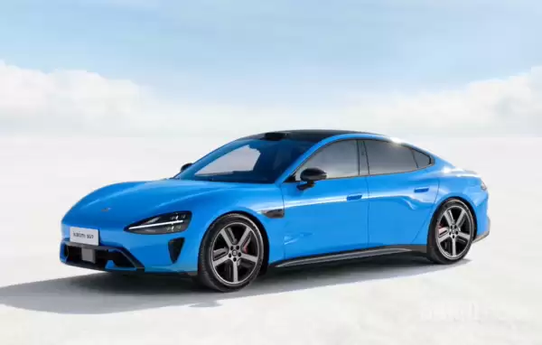 С��SU7��׼��Ա�Model 3ȫ��ռ��