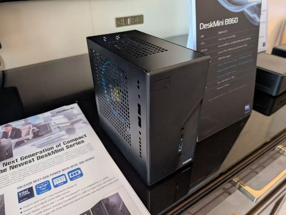 ����չʾ DeskSlim B760 ������ԣ�4.9 ������Ӣ�ض� Arc Pro B50 ����