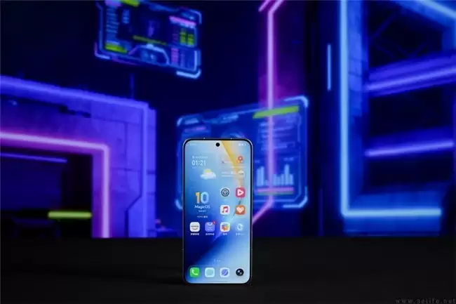 2025���Լ۱��ֻ��Ƽ� 2000-4000Ԫ��ҫWINʵ�����Զ��Ԥ��