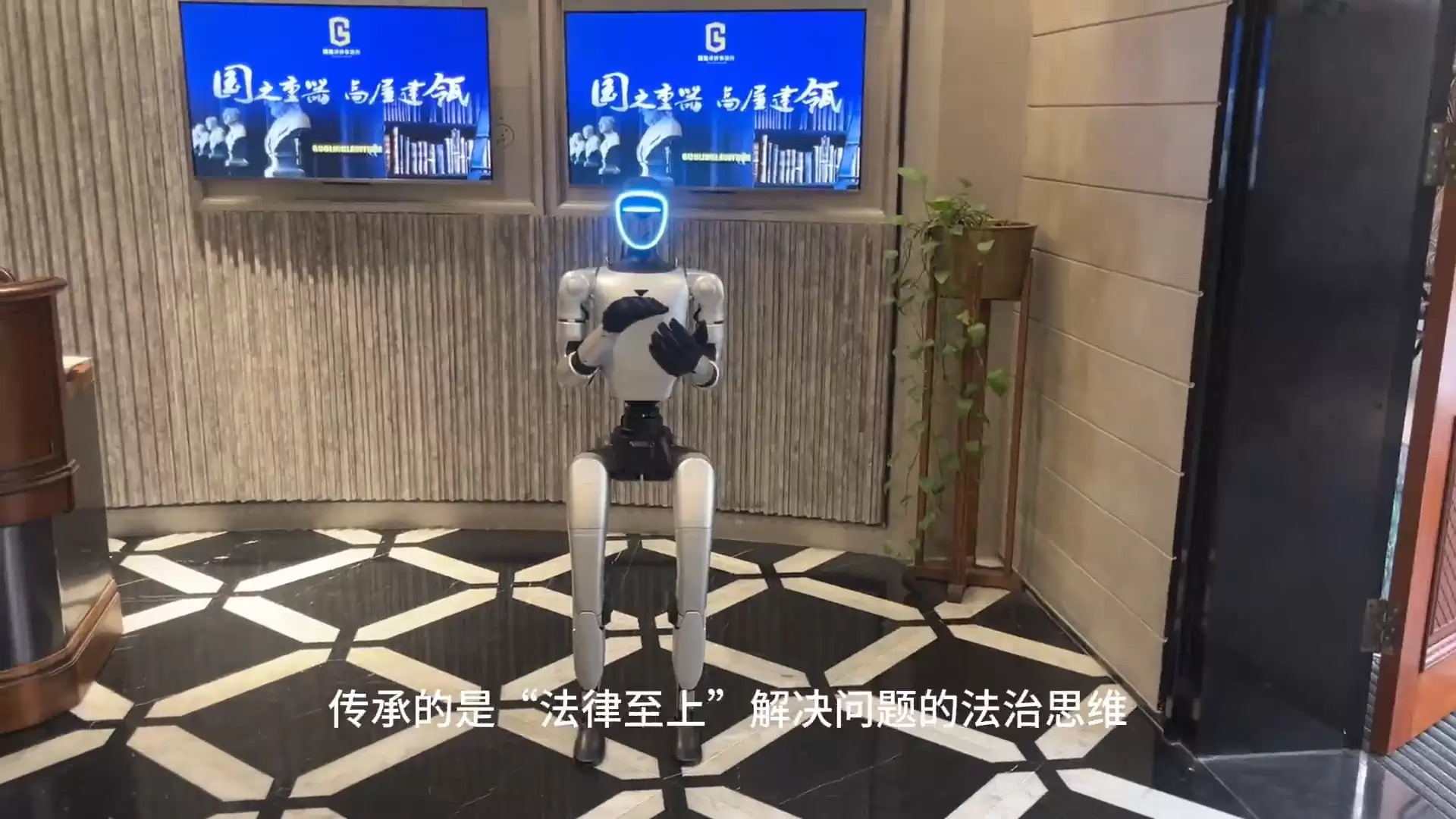 Ϊ������װ�ϴ��� ��ѶЯ�������Ƽ��þ���������ضೡ��