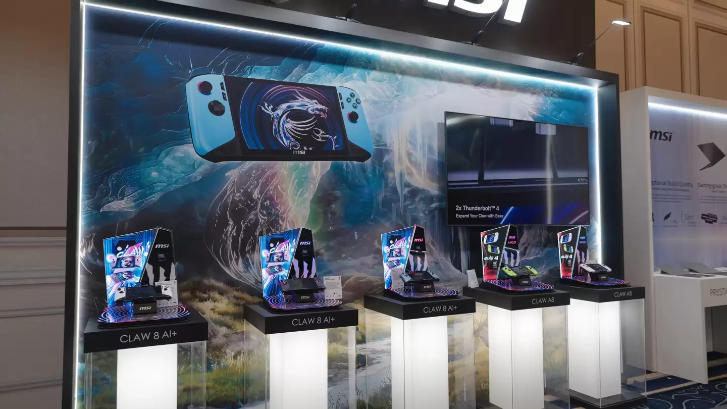 ΢�� Claw 8 AI+ "Lunar Lake" �ƻ�������������������޶���