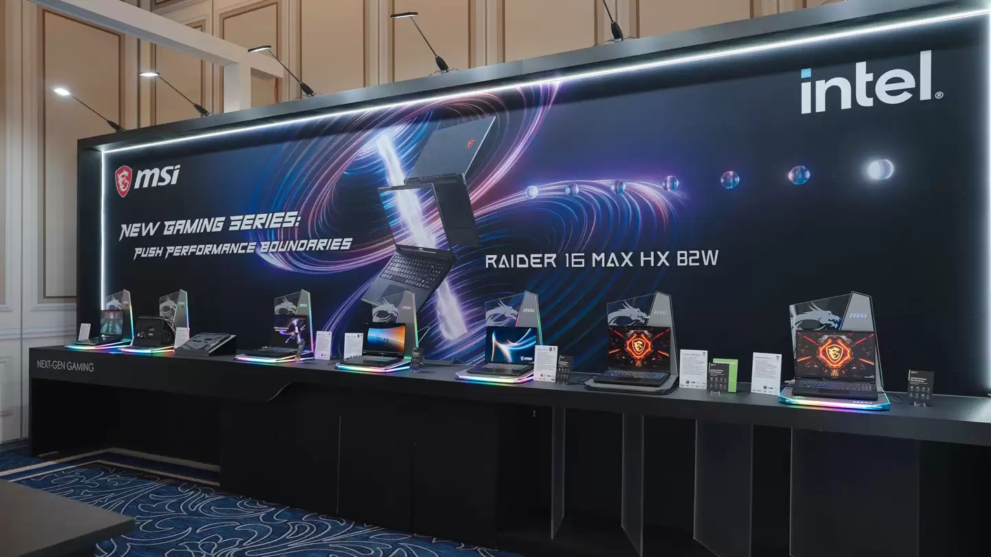 ΢���Ƴ�̩̹ / ��Ӱϵ�� 16 Ӣ����Ϸ�������� 300W ���������ͷ�