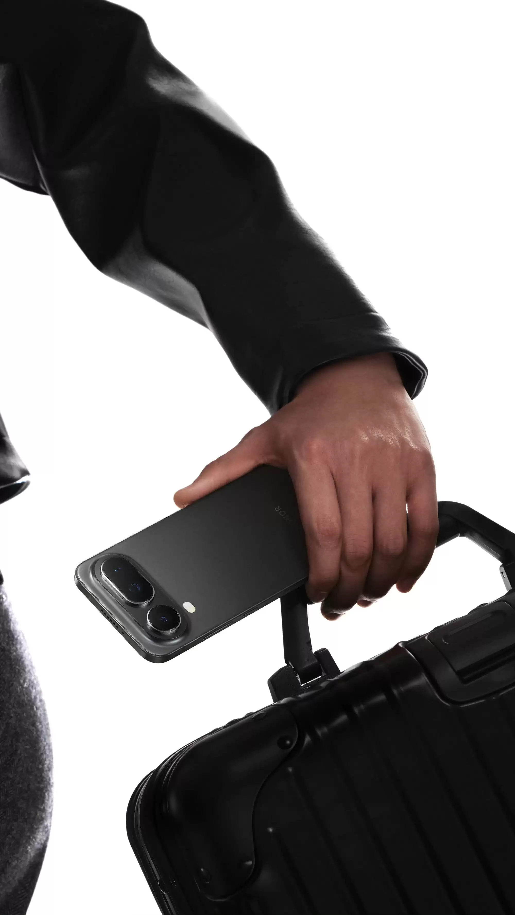 ��ҫ V20 �����̾����ƻع飬Magic8 Pro Air �ֻ�����ɫ����ع�