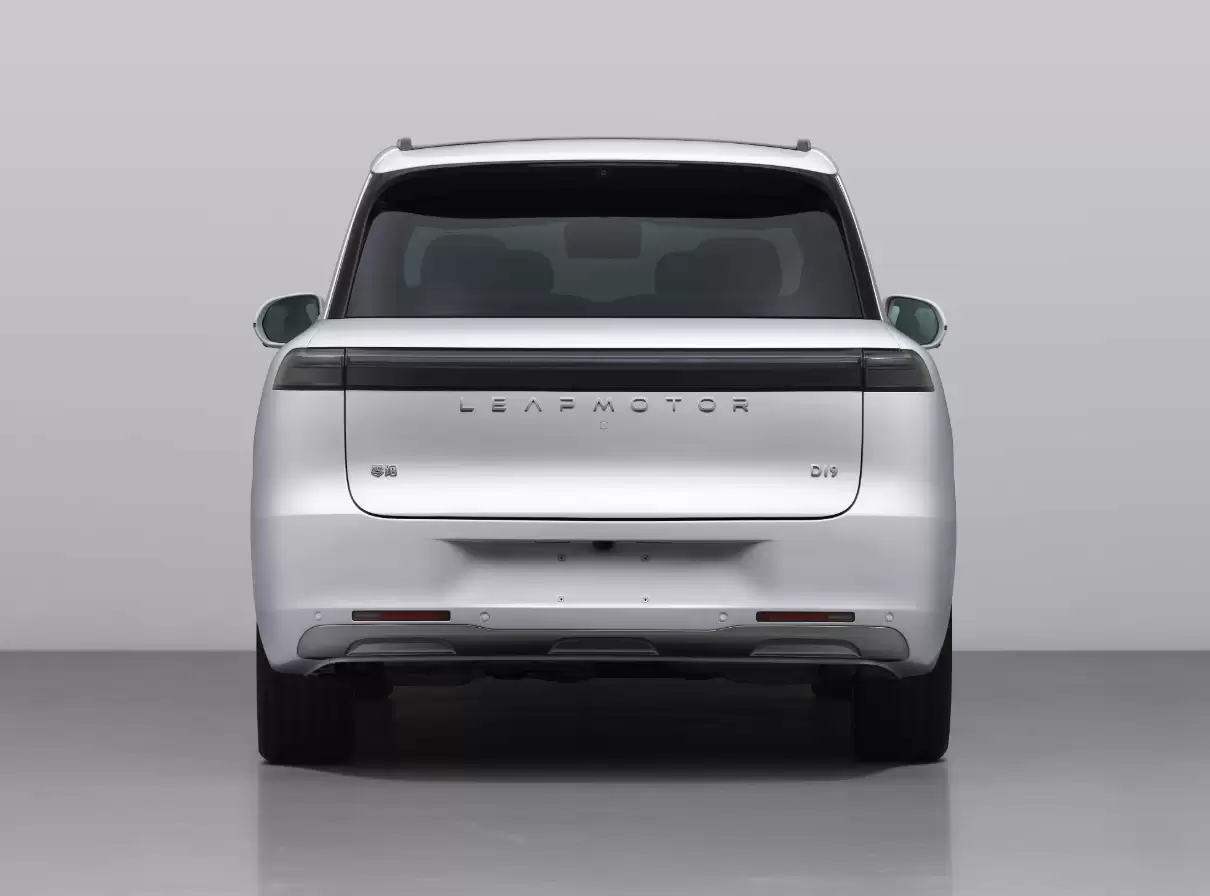 ���� D19 �����콢 SUV ����걨��Ԥ�� 4 �����н���