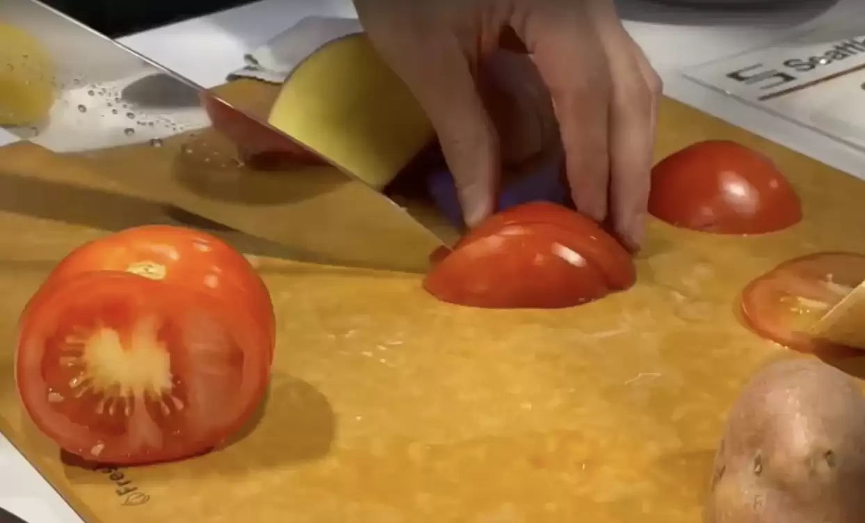 ȫ���׿�������� C200 Ultrasonic ���� CES 2026����Ƶ�񶯽����и���������ɱ���ʳ��ճ��