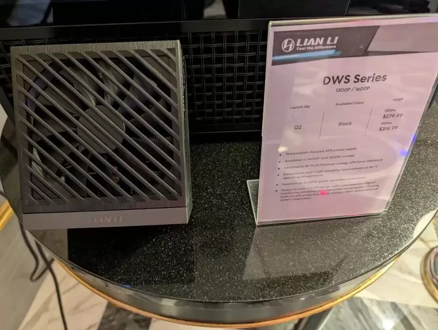 ����Я������Ʒ����˹ O11 Vision-M ��չ CES 2026