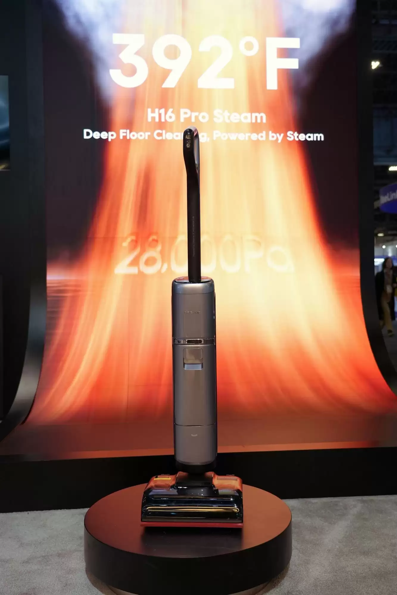 ���0����˫��ϴ�أ�׷��ϴ�ػ���CES����ҵһ������ը��