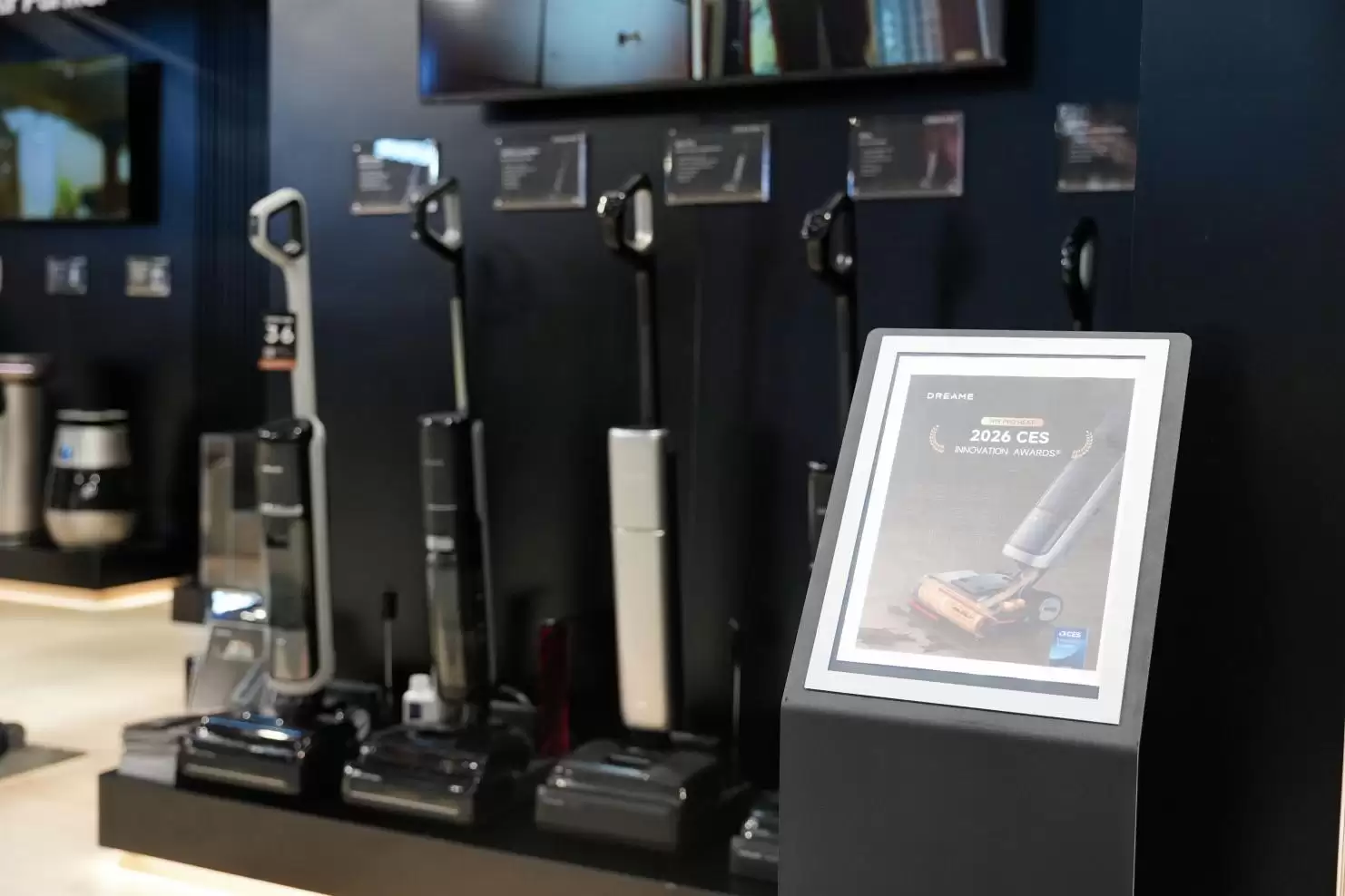 ���0����˫��ϴ�أ�׷��ϴ�ػ���CES����ҵһ������ը��