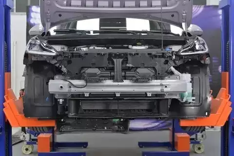 �������MG4�����̬��س������������ײ�����Ƚ���