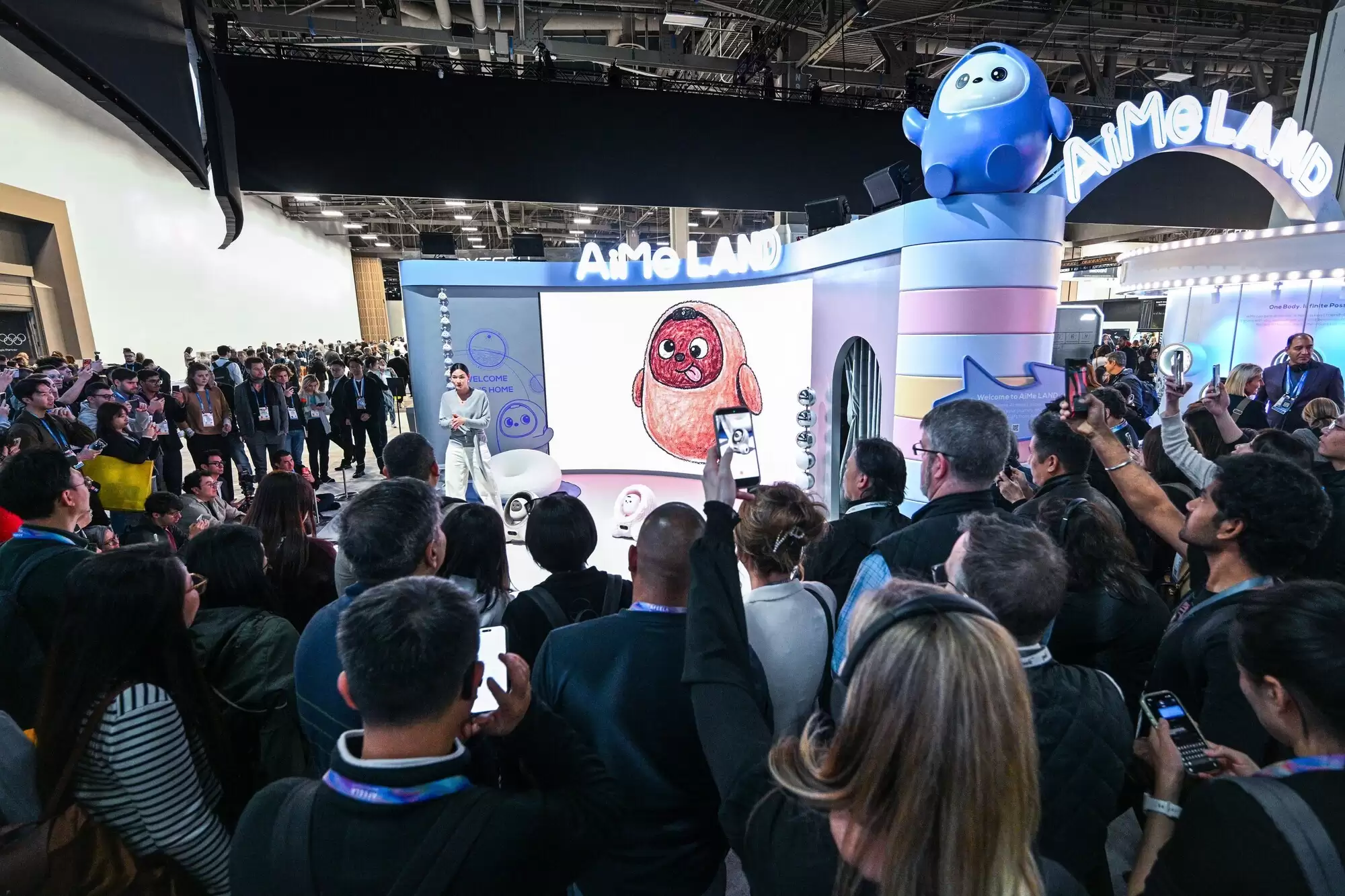 2026�۽�������+AI����TCLЯ���Ӳ�Ƽ�������CES 2026