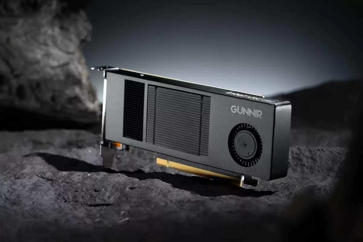 ����Ƴ� Arc Pro B50 LP ���۰�߿����ȹ���������� 16GB �Դ� + ����ӹ���