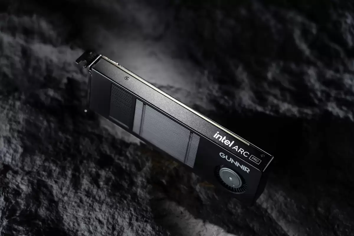 ����Ƴ� Arc Pro B50 LP ���۰�߿����ȹ���������� 16GB �Դ� + ����ӹ���