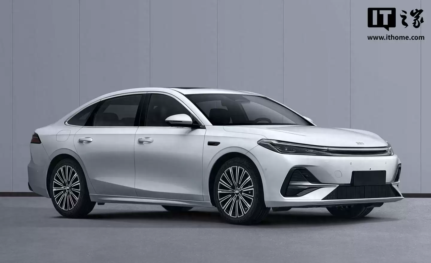 �������� 175 ����������� A7 ���������걨