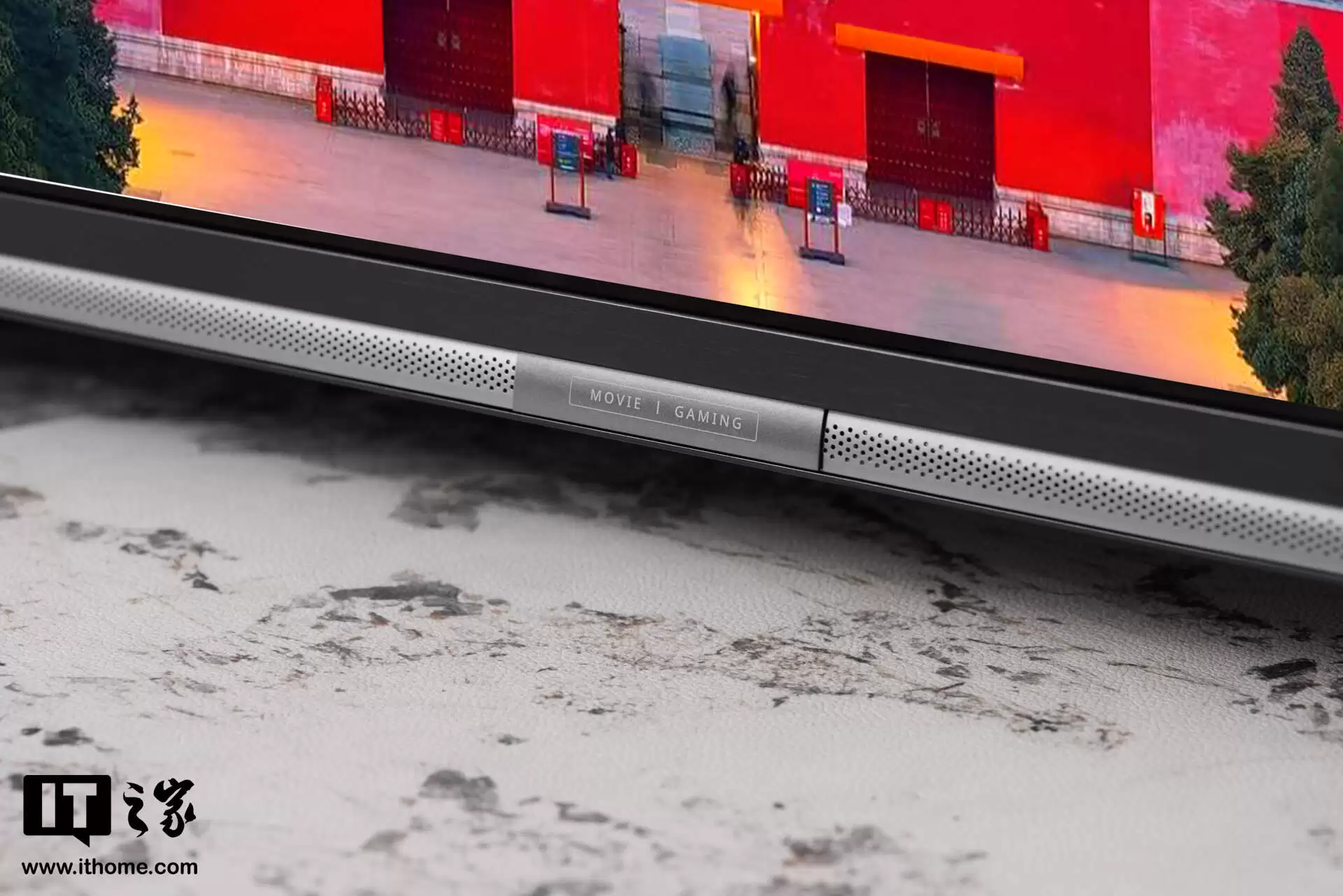 ���� E8S �׷����飺RGB-Mini LED ����ɱ����Ԫ����������Ρ������ˡ�