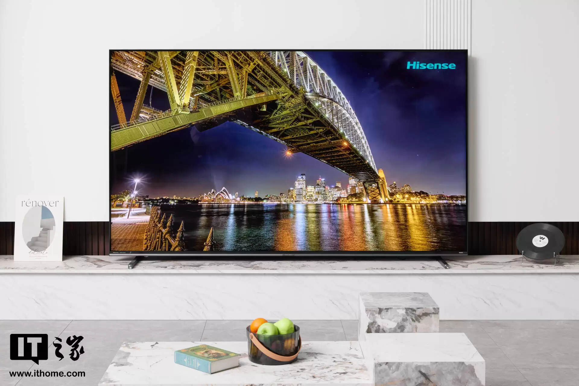 ���� E8S �׷����飺RGB-Mini LED ����ɱ����Ԫ����������Ρ������ˡ�