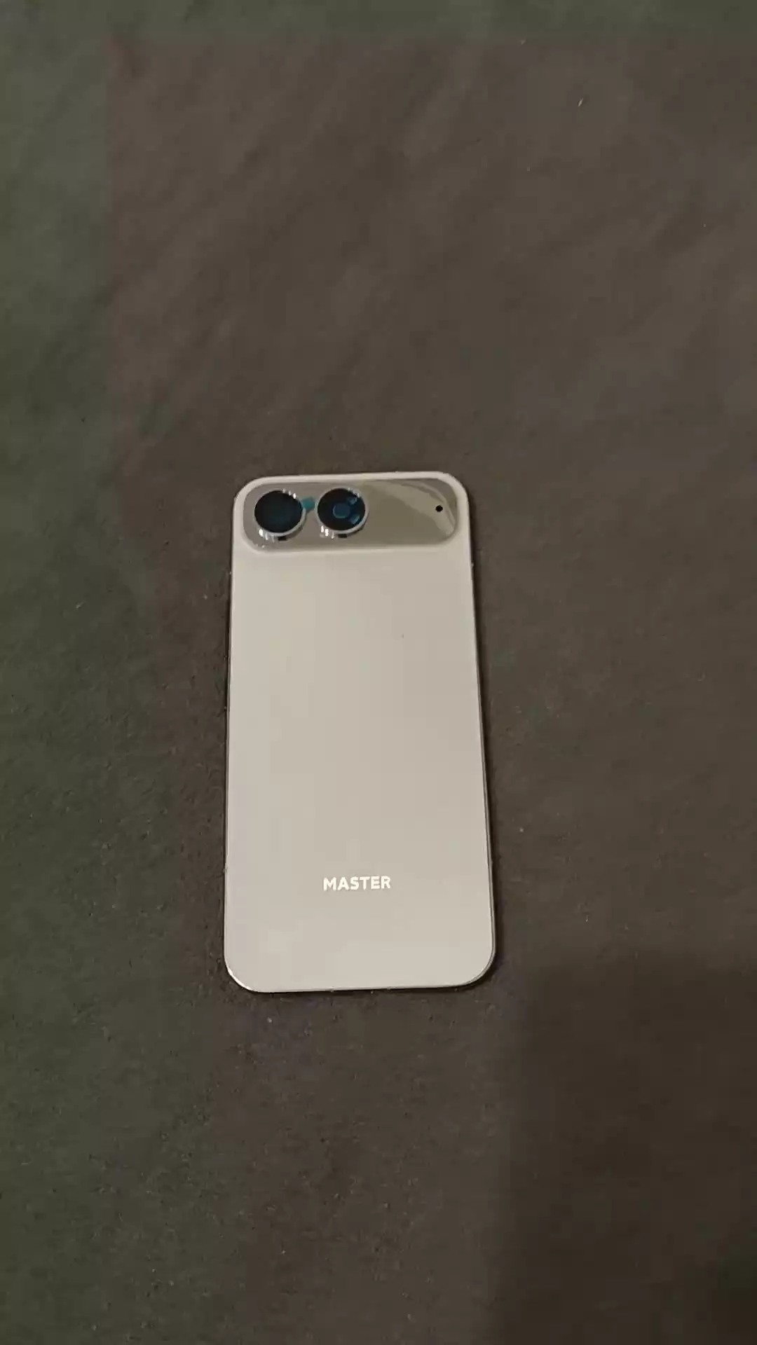 ������С�� 17 Air �ֻ����̻��ع⣺����˫����ơ�6.59 Ӣ����塢5.5mm ��Ȼ���