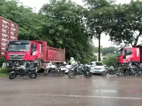 ��������Ī�嶯������άȨ�Ĳ���