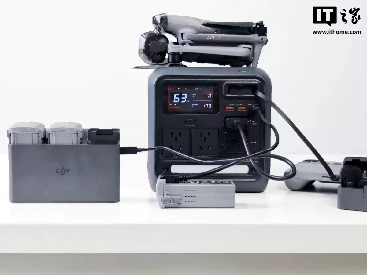 �� Power 1000 Mini �����Դ���֣�С��һ�ȵ磬��������