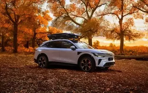 ��������ֶ��ֹ������������г�