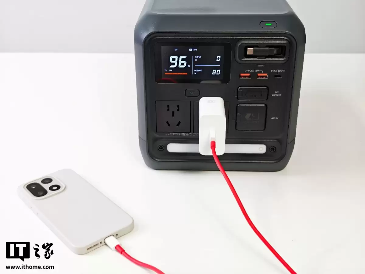 �� Power 1000 Mini �����Դ���֣�С��һ�ȵ磬��������