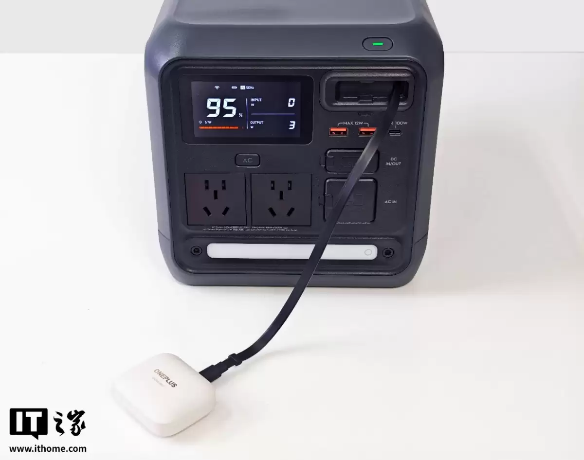 �� Power 1000 Mini �����Դ���֣�С��һ�ȵ磬��������