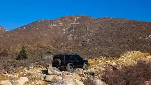 �Ż�ת��·����뾶���ƣ����ӵ����µ�ԽҰ��ʻ�ۺϲ���