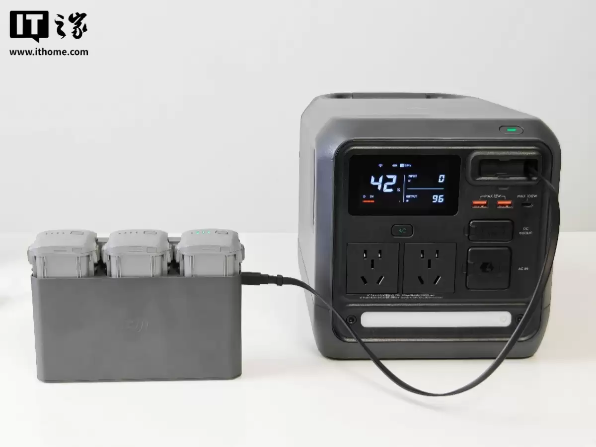 �� Power 1000 Mini �����Դ���֣�С��һ�ȵ磬��������