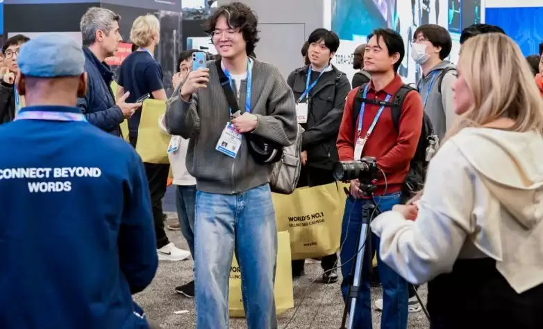 ��𡰵�ͷ������ʱ����ʱ�պ�W4��˫��������