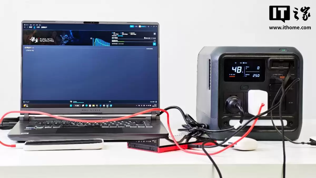 �� Power 1000 Mini �����Դ���֣�С��һ�ȵ磬��������