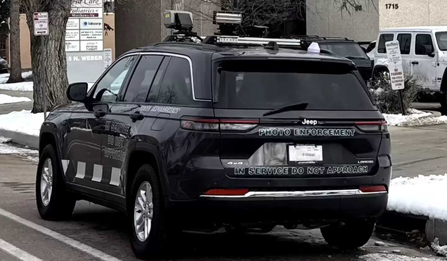 �������������ݾ��������Զ�����ʶ��ϵͳ���ų�ÿСʱ�ɿ��� 12 �ų��ٷ���