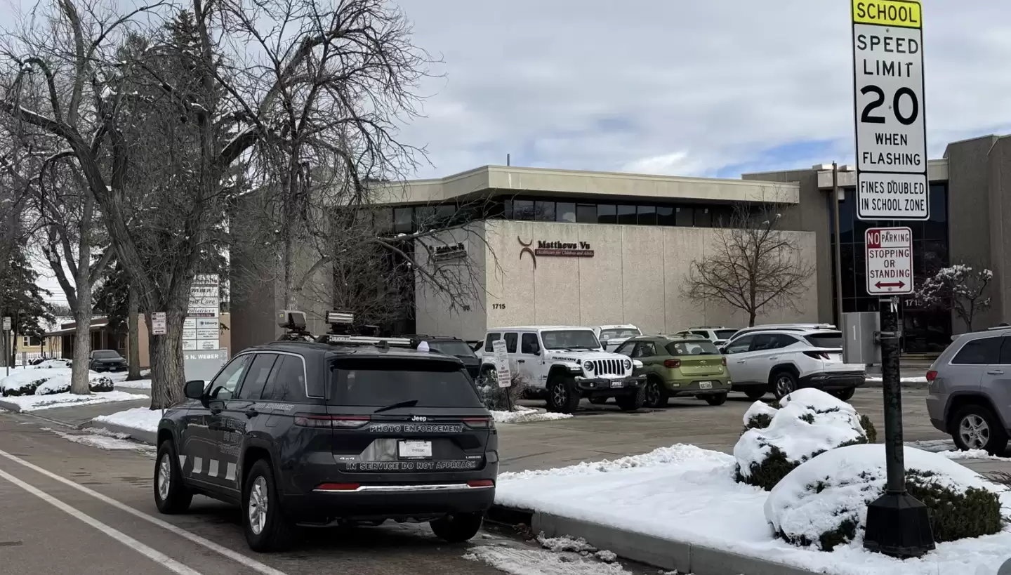 �������������ݾ��������Զ�����ʶ��ϵͳ���ų�ÿСʱ�ɿ��� 12 �ų��ٷ���