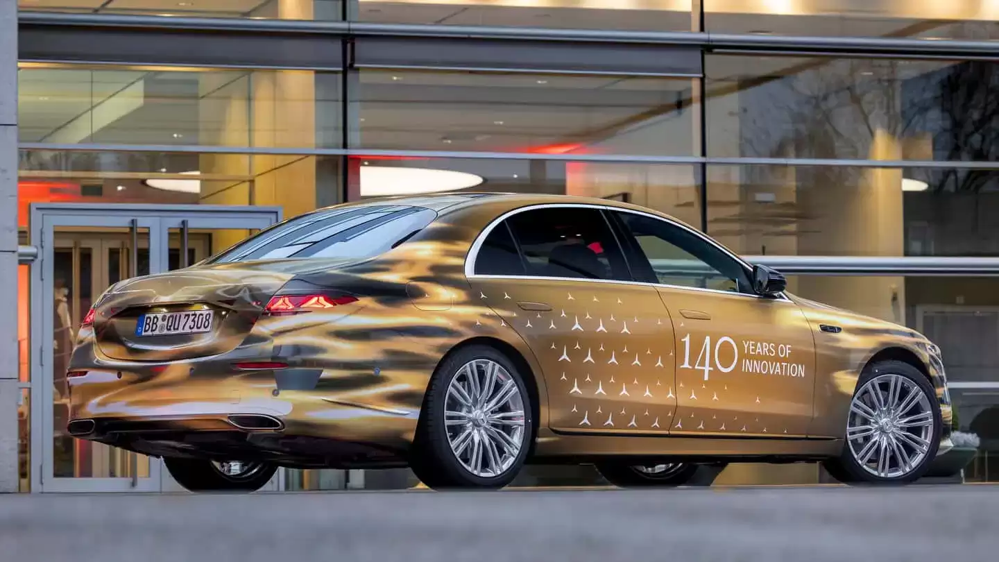 ���� S ����ӭ��ʷ�Ϸ������Ŀ���³� 1 �� 29 �շ���