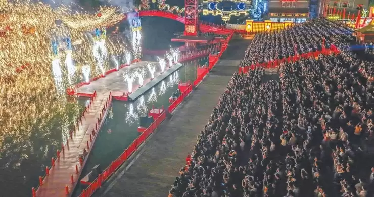 ȥ��ȫ���ݳ�Ʊ������616.55��Ԫ