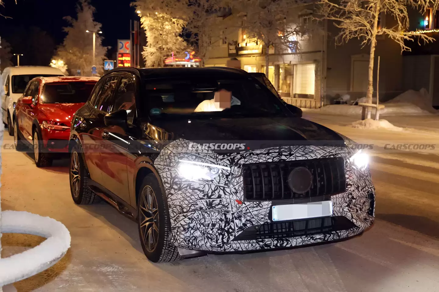 ÷����˹-AMG GLC 43 ��� SUV ԭ��·��ͼ�ع�