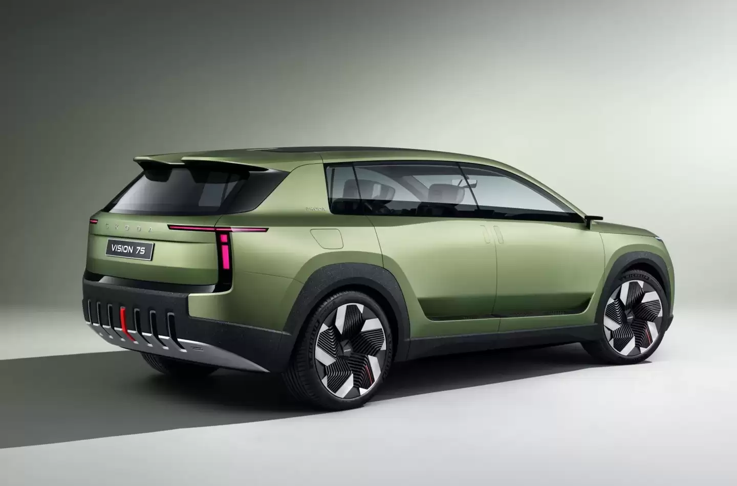 ˹�´�ҲҪ�촿������� SUV��ȫ�¡�ƽ���콢������ Peaq �����ļ�����