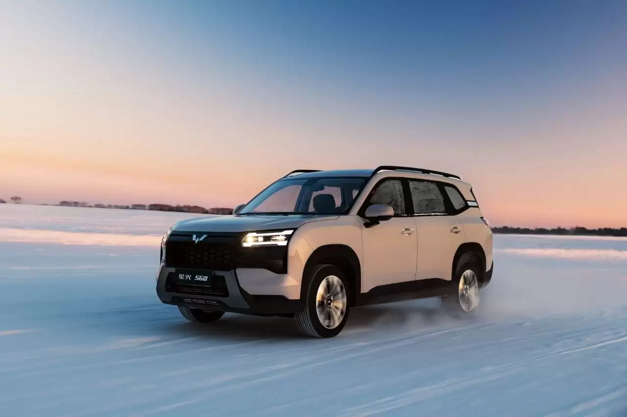 �����ǹ� 560 Ӳ�� SUV ���У�ȼ�͡���졢����ද���������� 5.98 ��Ԫ��